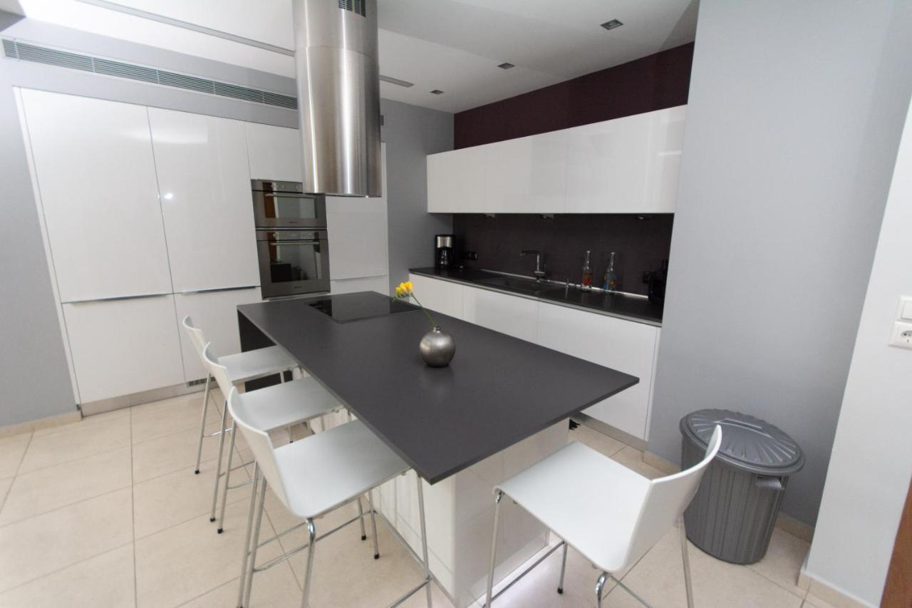 Spacious Fully Equipped 3Bd 2Bath Apt In The Heart Of City With Balconies Ac And Fast Wifi #2 伊拉克利翁 外观 照片