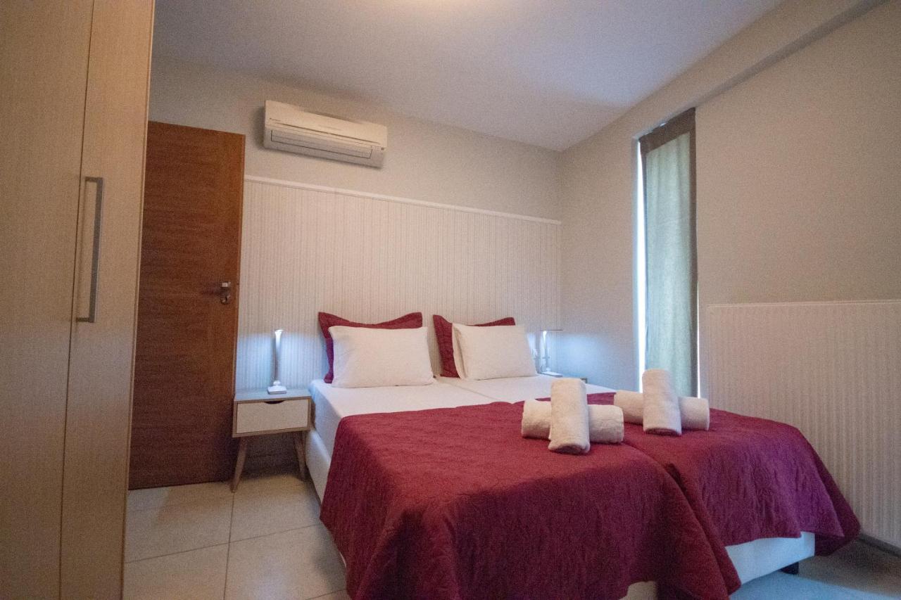 Spacious Fully Equipped 3Bd 2Bath Apt In The Heart Of City With Balconies Ac And Fast Wifi #2 伊拉克利翁 外观 照片