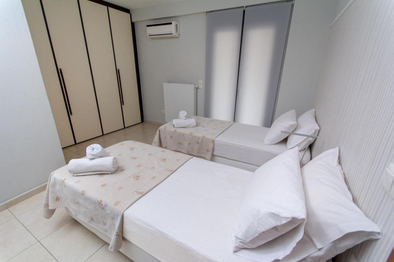 Spacious Fully Equipped 3Bd 2Bath Apt In The Heart Of City With Balconies Ac And Fast Wifi #2 伊拉克利翁 外观 照片