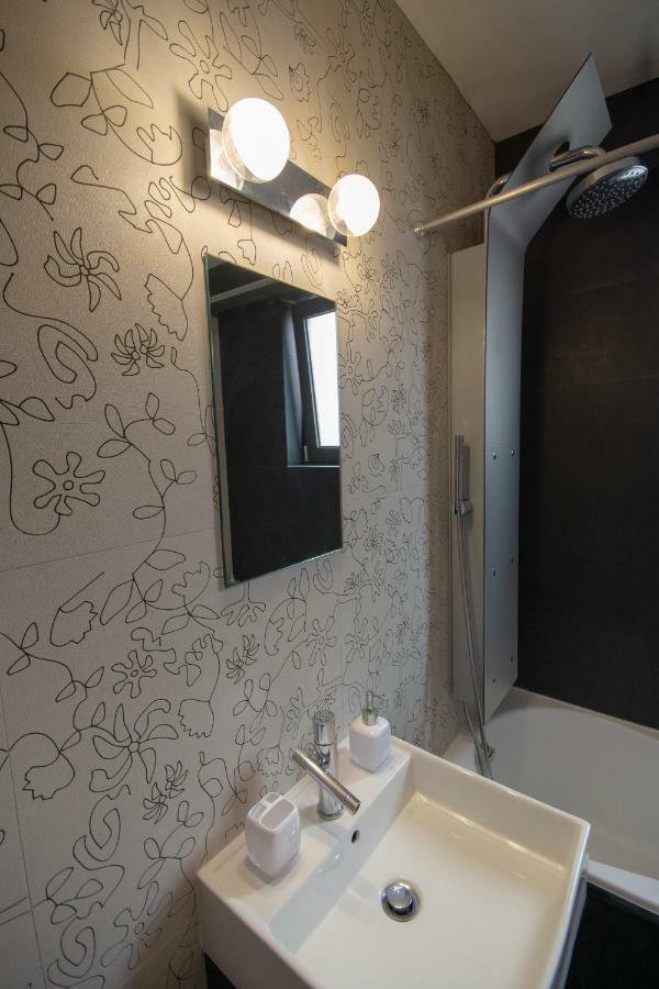 Spacious Fully Equipped 3Bd 2Bath Apt In The Heart Of City With Balconies Ac And Fast Wifi #2 伊拉克利翁 外观 照片