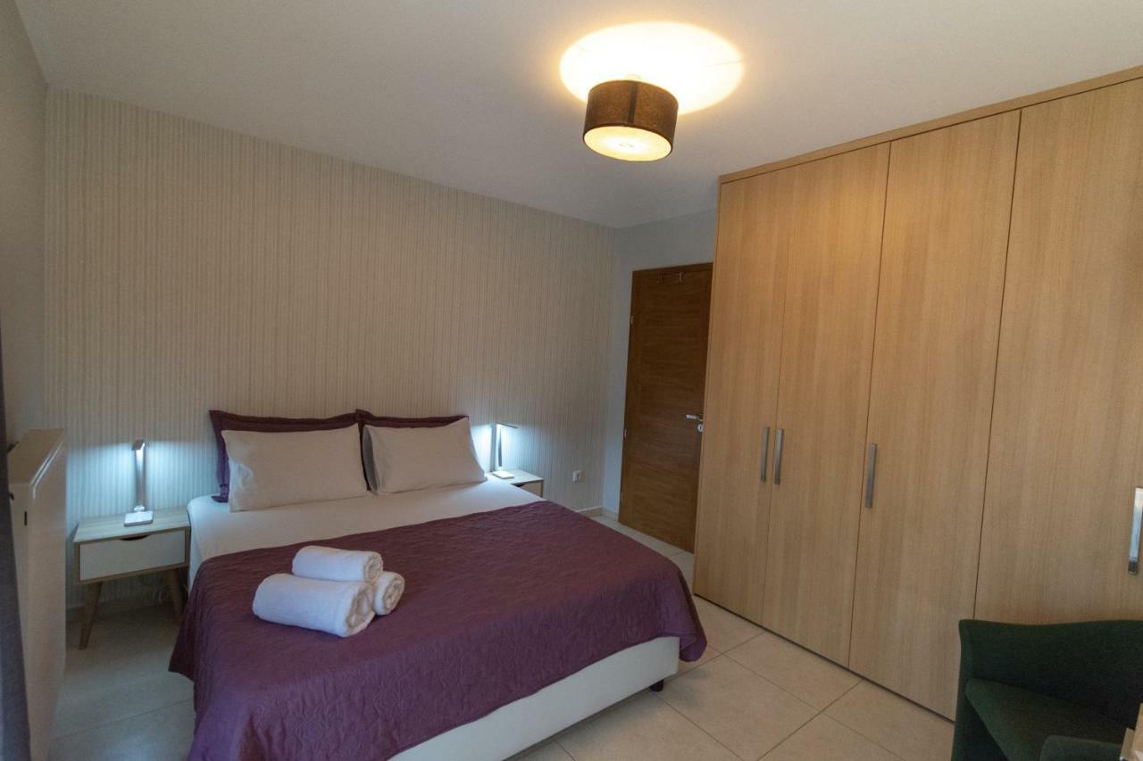 Spacious Fully Equipped 3Bd 2Bath Apt In The Heart Of City With Balconies Ac And Fast Wifi #2 伊拉克利翁 外观 照片