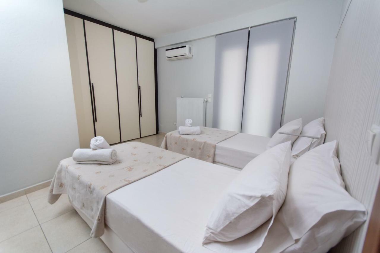 Spacious Fully Equipped 3Bd 2Bath Apt In The Heart Of City With Balconies Ac And Fast Wifi #2 伊拉克利翁 外观 照片